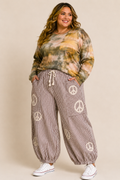 Peaceful Days Balloon Pants - Plus