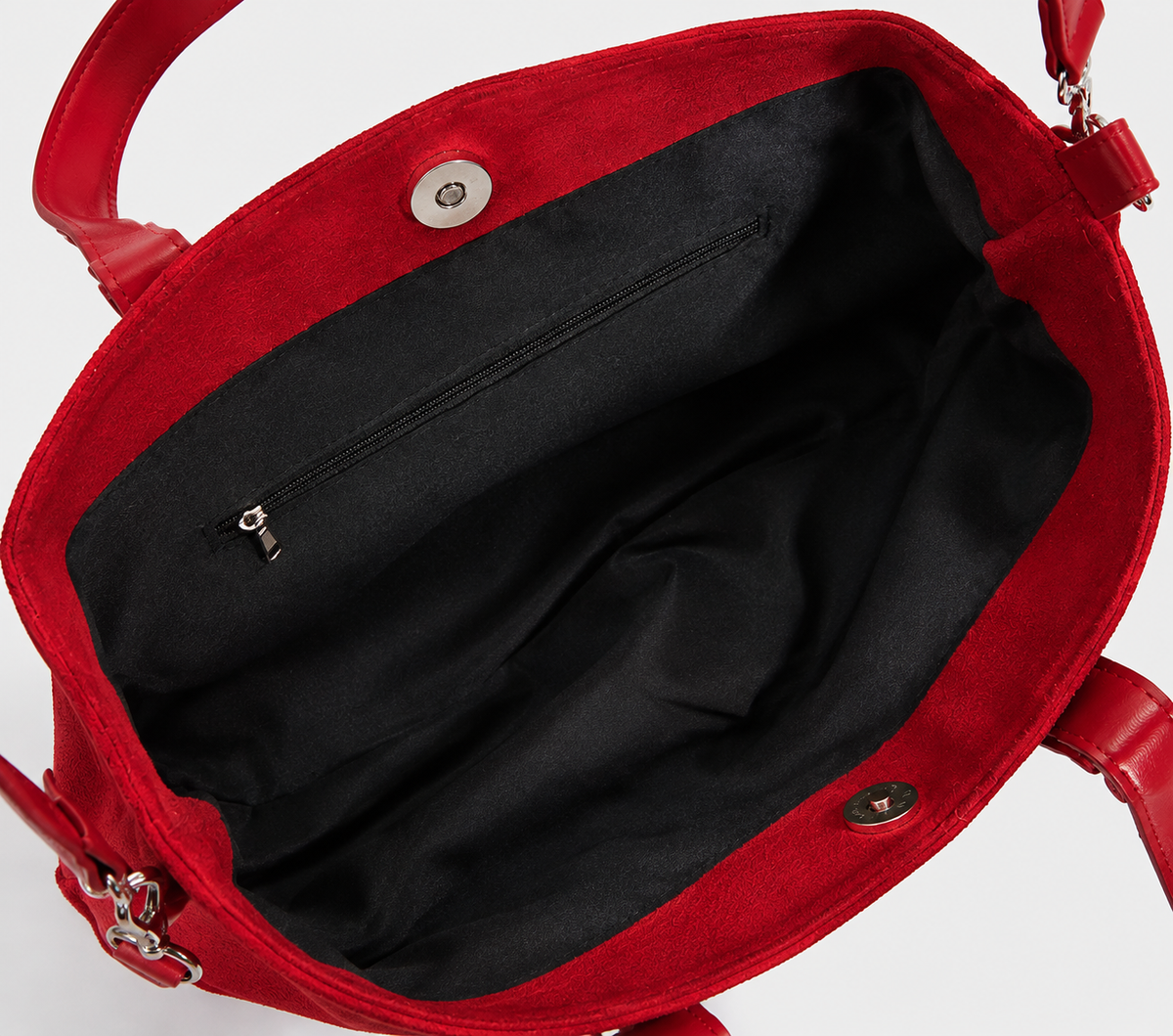 Weekend Escape Buckle Tote